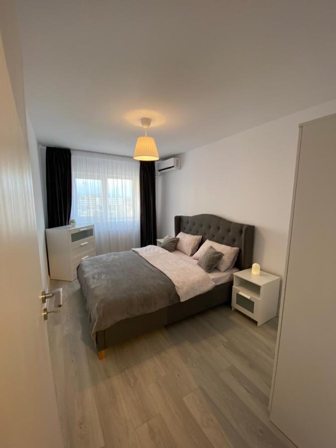Apartamento Zian Flat Bucarest Exterior foto